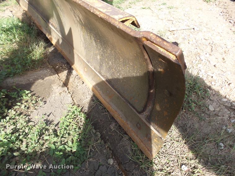 image for item L3305 1988 Champion 720A motor grader