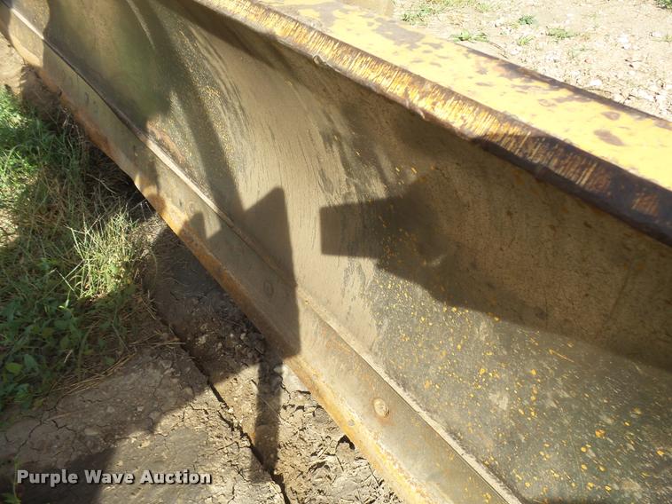 image for item L3305 1988 Champion 720A motor grader