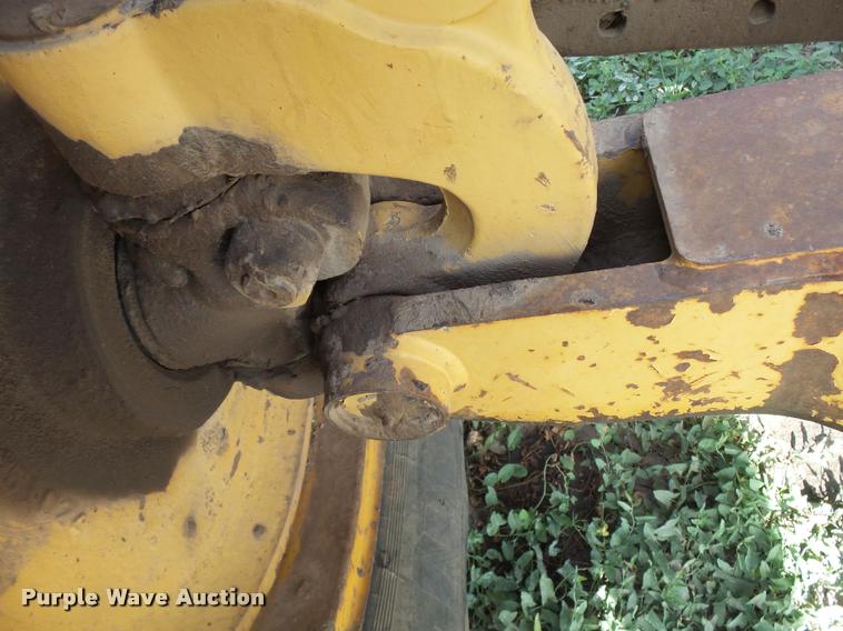 image for item L3305 1988 Champion 720A motor grader