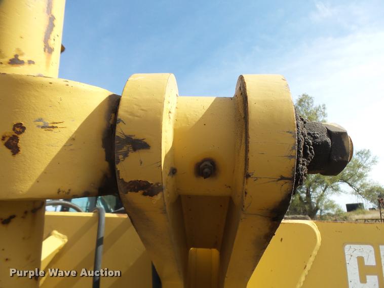 image for item L3305 1988 Champion 720A motor grader