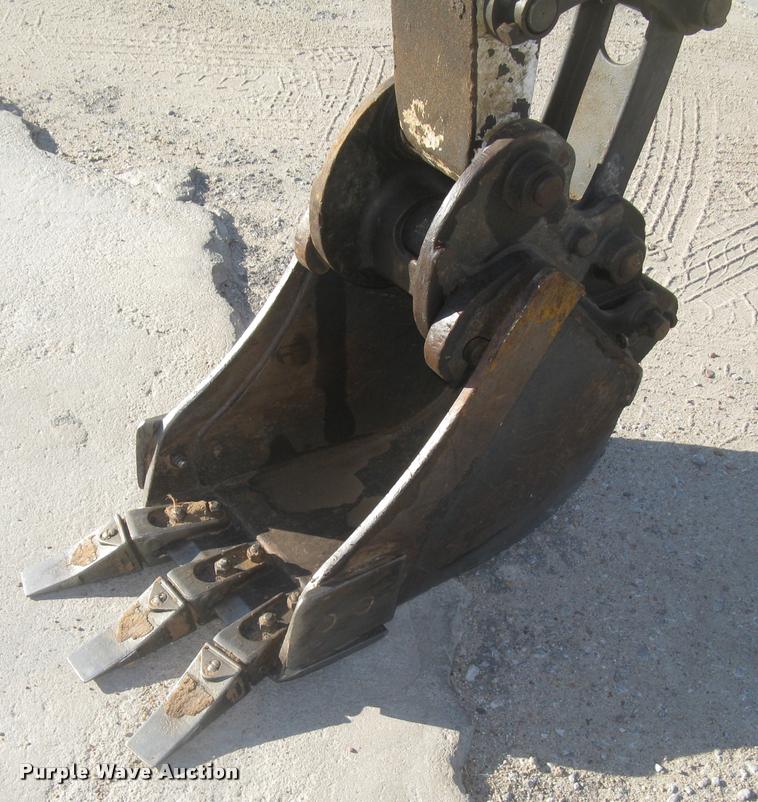 image for item L3900 Bobcat E26-E-M compact excavator