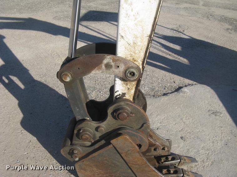 image for item L3900 Bobcat E26-E-M compact excavator