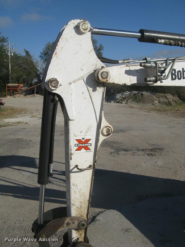 image for item L3900 Bobcat E26-E-M compact excavator