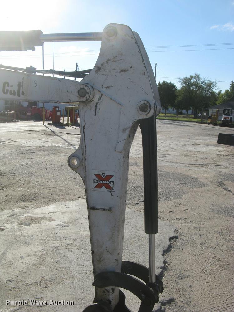image for item L3900 Bobcat E26-E-M compact excavator