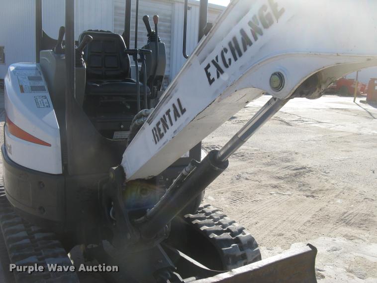 image for item L3900 Bobcat E26-E-M compact excavator