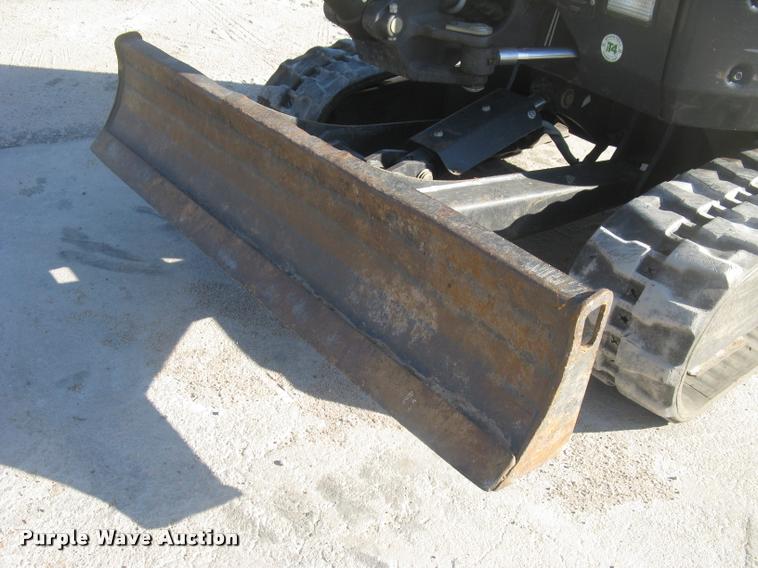 image for item L3900 Bobcat E26-E-M compact excavator