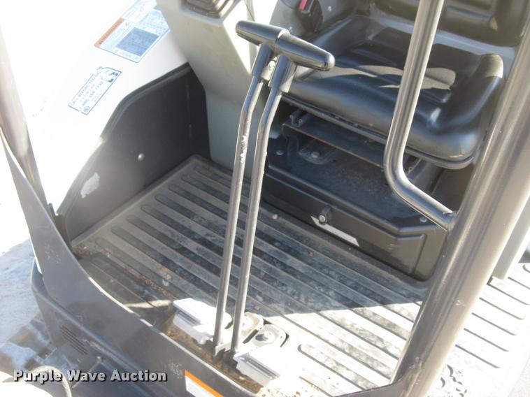 image for item L3900 Bobcat E26-E-M compact excavator