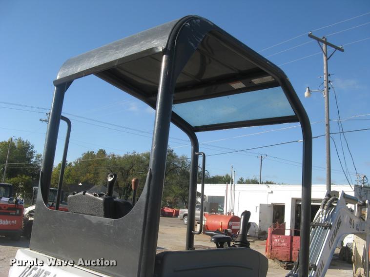 image for item L3900 Bobcat E26-E-M compact excavator