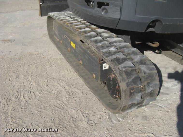 image for item L3900 Bobcat E26-E-M compact excavator