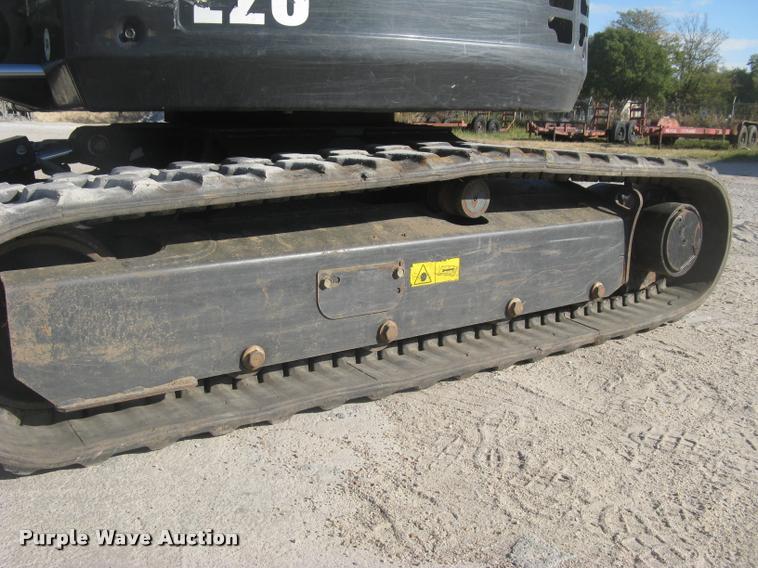 image for item L3900 Bobcat E26-E-M compact excavator
