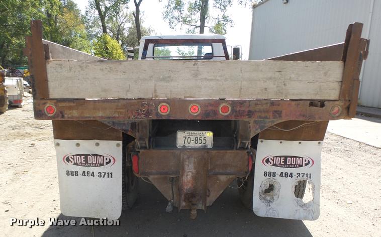 image for item L4096 1986 International 1954 dump truck