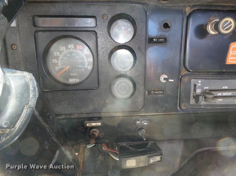 image for item L4096 1986 International 1954 dump truck