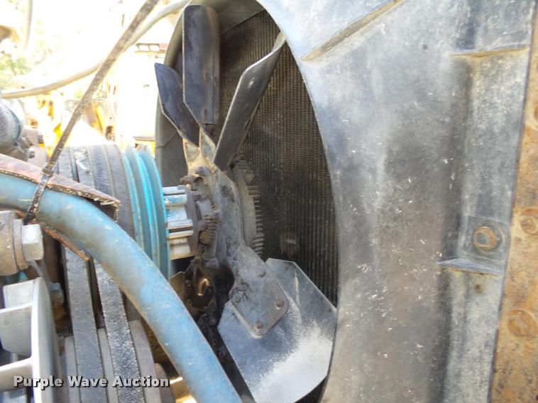 image for item L4096 1986 International 1954 dump truck