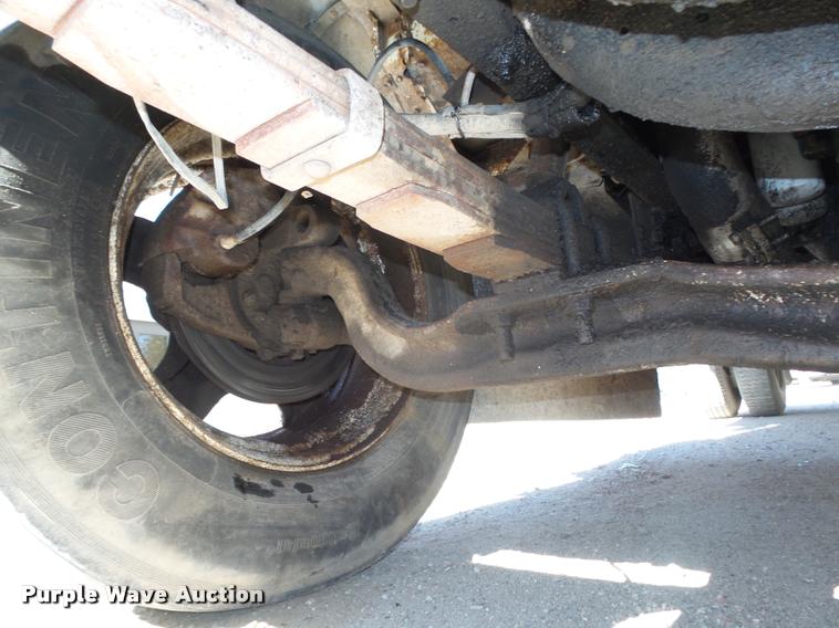 image for item L4096 1986 International 1954 dump truck