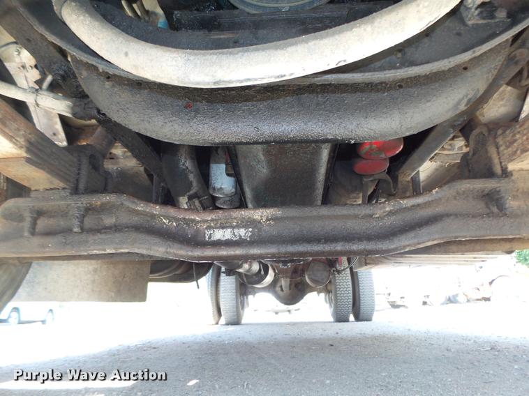 image for item L4096 1986 International 1954 dump truck