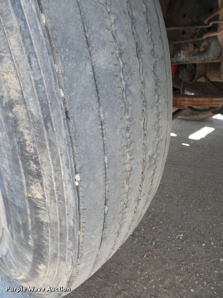 image for item L4096 1986 International 1954 dump truck