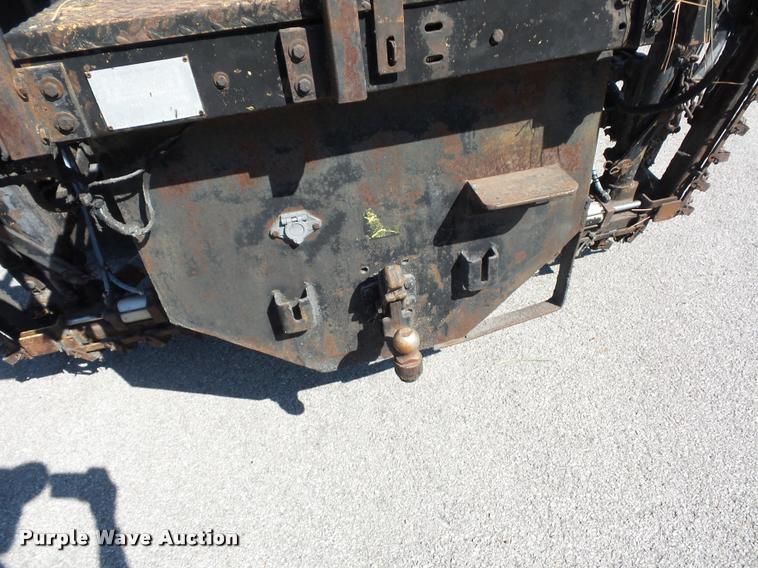 image for item L4369 1991 Ford F800 oil distributor truck