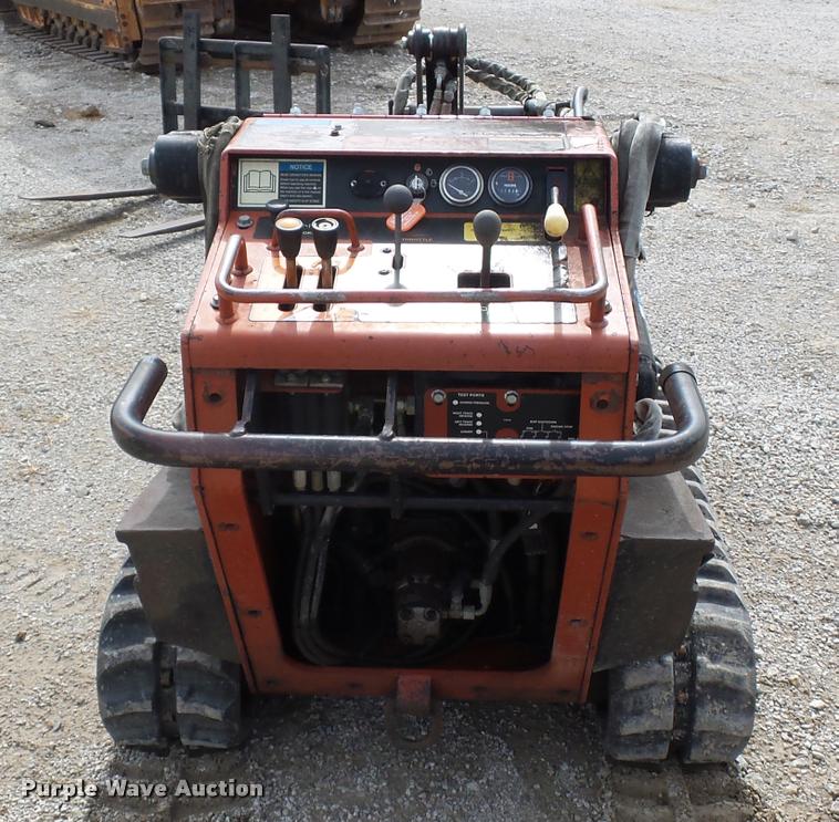 image for item L4376 2003 Ditch Witch SK500 compact tool carrier