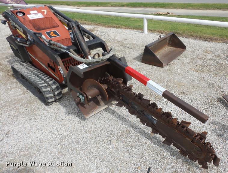 image for item L4376 2003 Ditch Witch SK500 compact tool carrier
