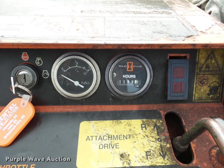 image for item L4376 2003 Ditch Witch SK500 compact tool carrier