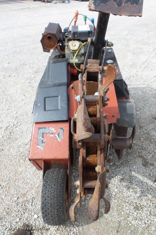 image for item L4379 2004 Ditch Witch 1820HE trencher