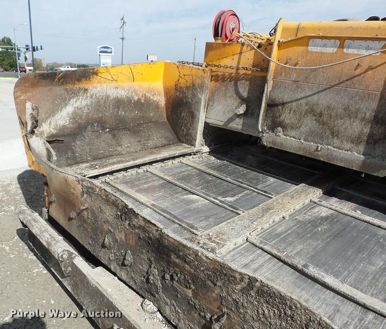 image for item L4444 LeeBoy 8500T paver