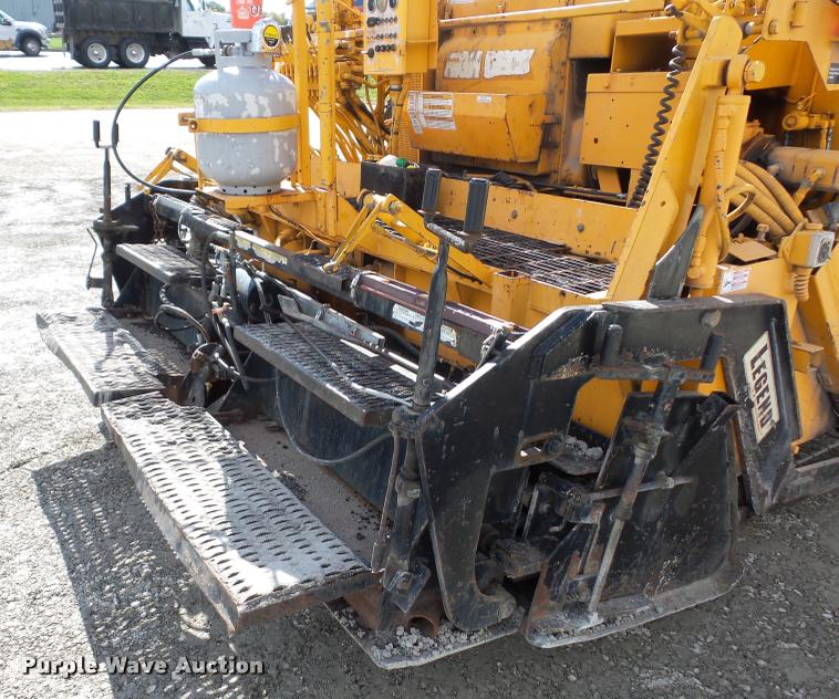 image for item L4444 LeeBoy 8500T paver