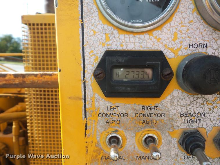 image for item L4444 LeeBoy 8500T paver