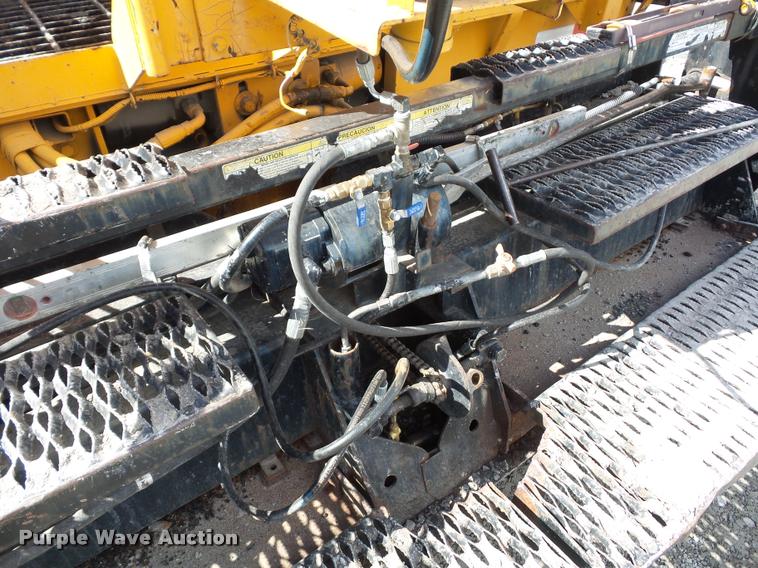 image for item L4444 LeeBoy 8500T paver