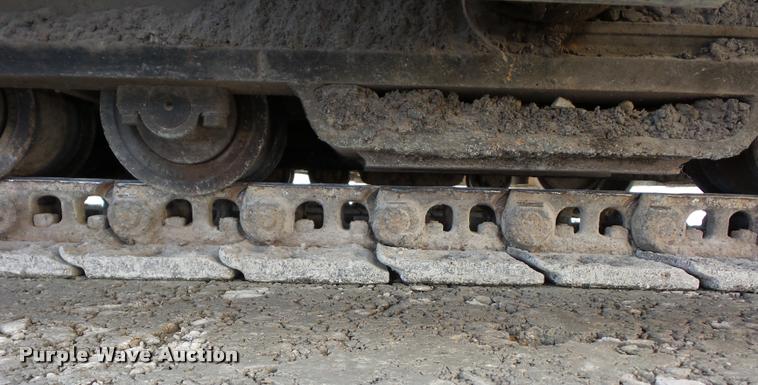 image for item L4444 LeeBoy 8500T paver