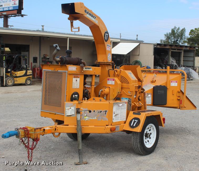 image for item L4850 2009 Bandit 65XP wood chipper