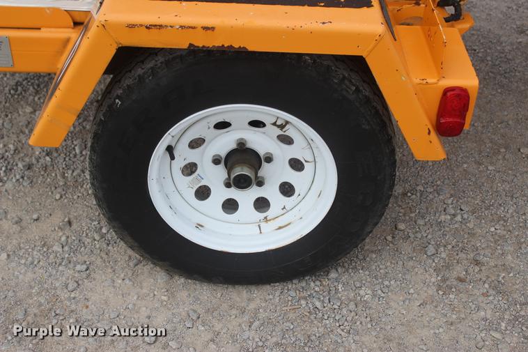 image for item L4850 2009 Bandit 65XP wood chipper