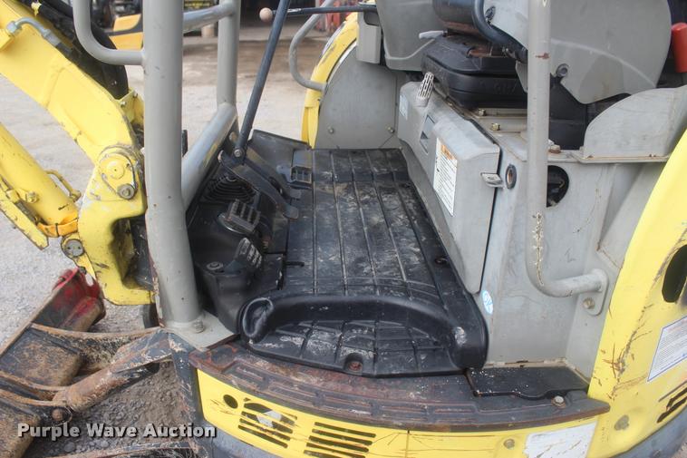 image for item L4851 2008 Yanmar VIO27-5 mini excavator