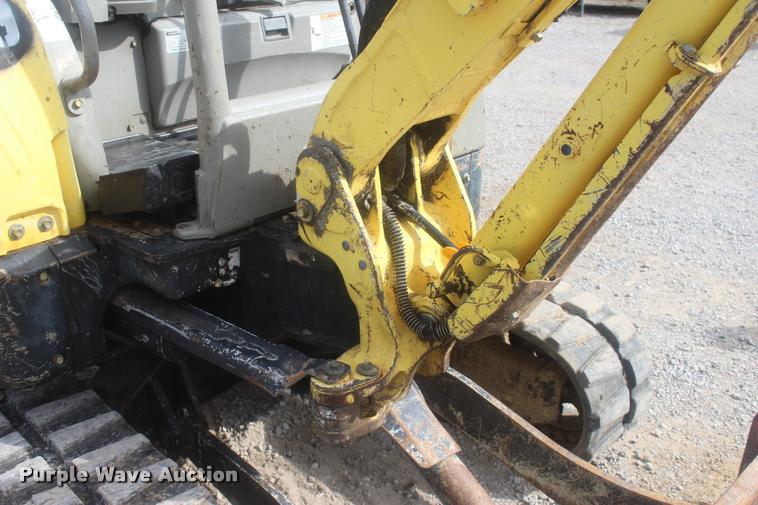 image for item L4851 2008 Yanmar VIO27-5 mini excavator