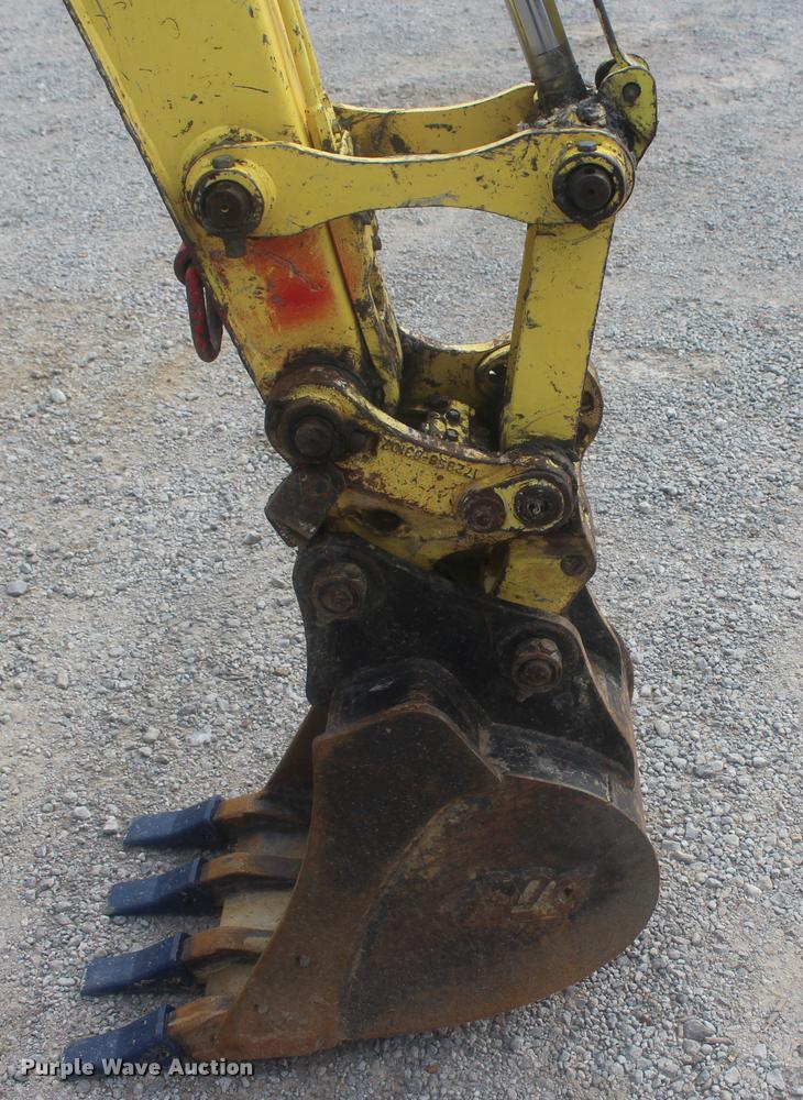 image for item L4851 2008 Yanmar VIO27-5 mini excavator