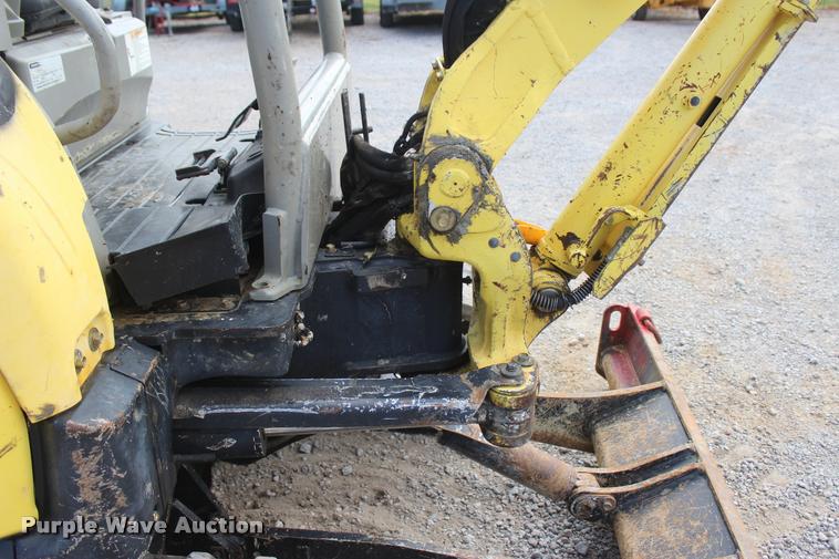 image for item L4851 2008 Yanmar VIO27-5 mini excavator