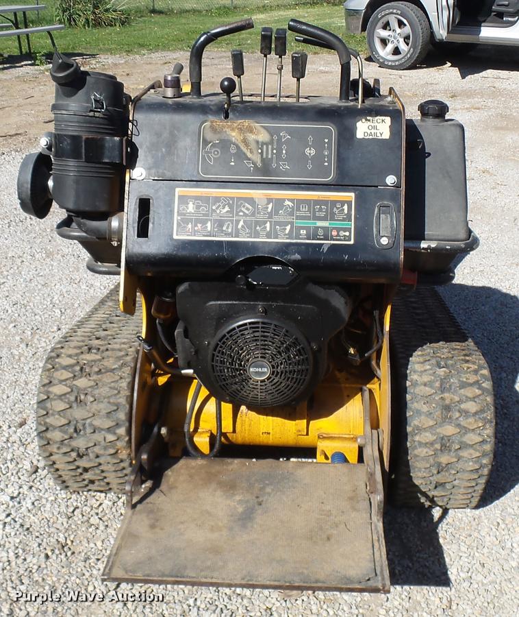 image for item L7132 2008 Boxer 427 walk behind skid steer