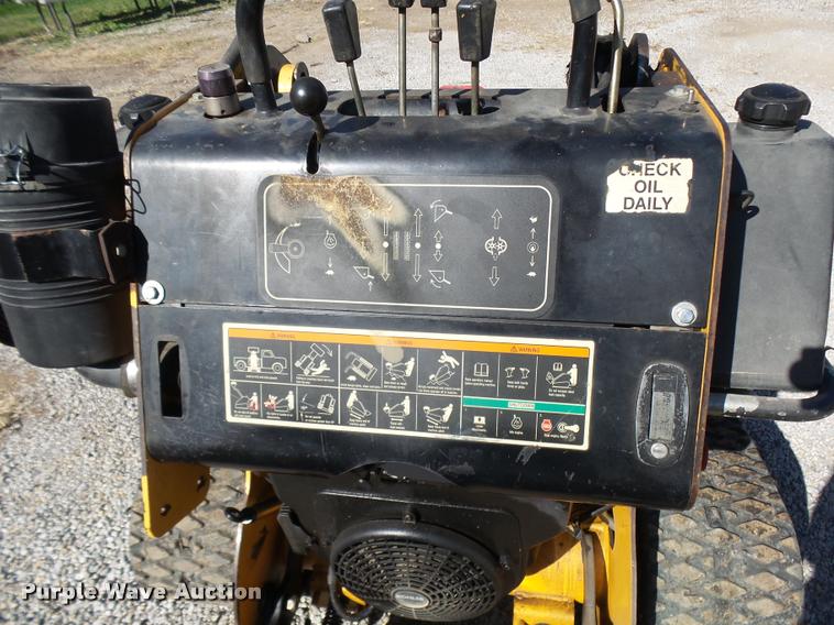 image for item L7132 2008 Boxer 427 walk behind skid steer