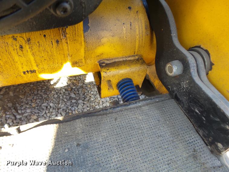 image for item L7132 2008 Boxer 427 walk behind skid steer