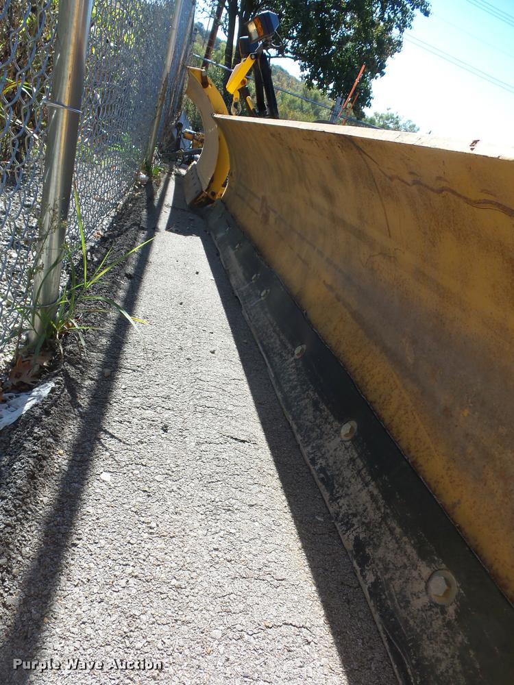 image for item AX9157 Skid steer snow plow blade