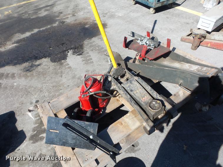 image for item AX9165 Jacks