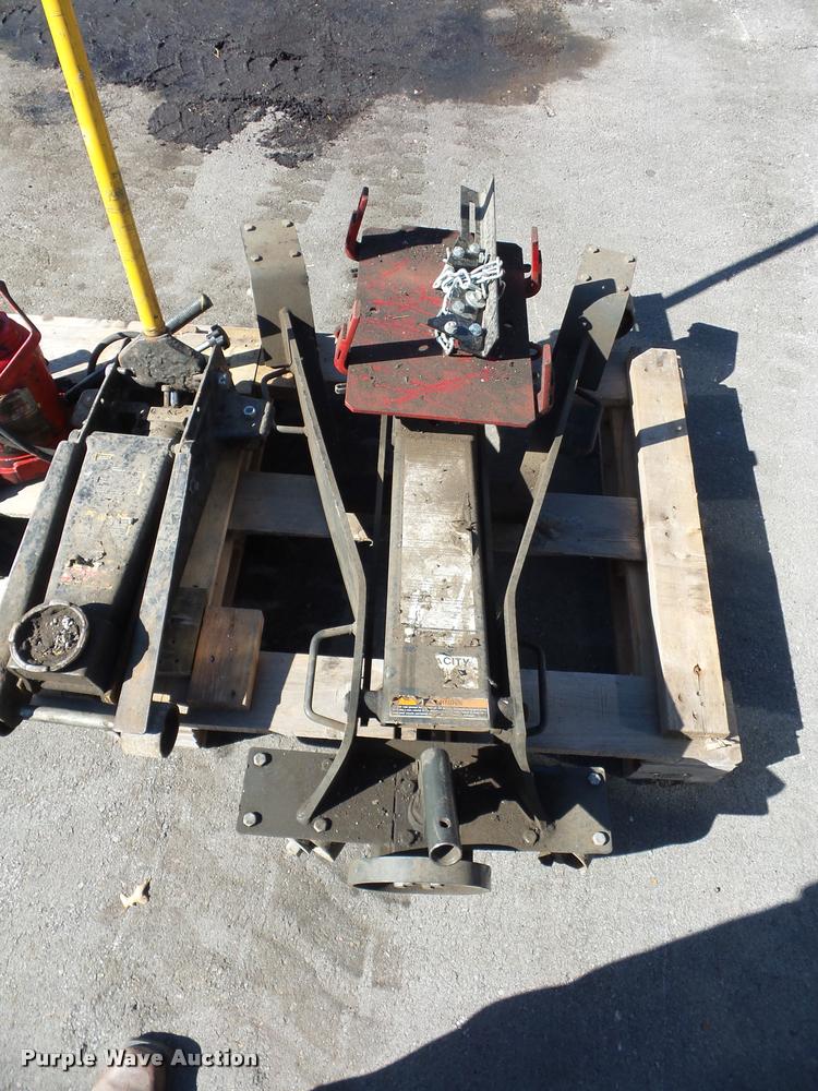 image for item AX9165 Jacks