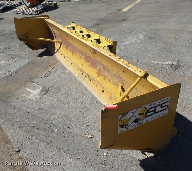 image for item AX9172 Skid steer snow plow blade