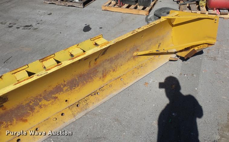 image for item AX9172 Skid steer snow plow blade