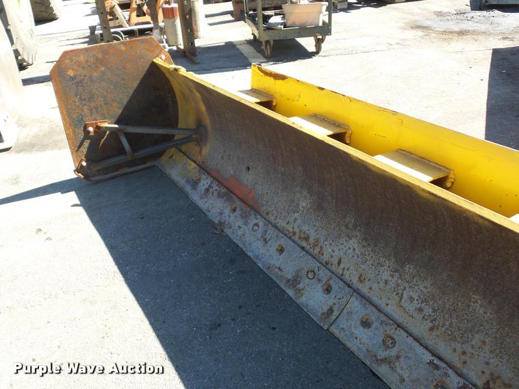 image for item AX9173 Skid steer snow plow blade
