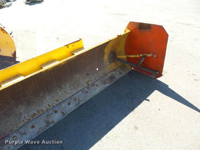 image for item AX9173 Skid steer snow plow blade