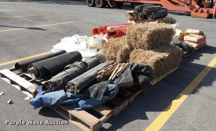 image for item AX9182 Silt fence materials