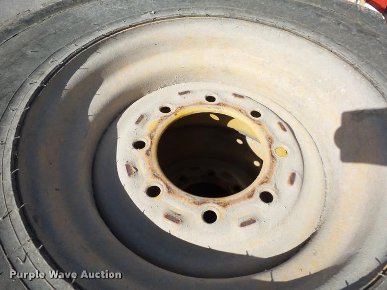 image for item AX9189 (11) skid steer tires and wheels