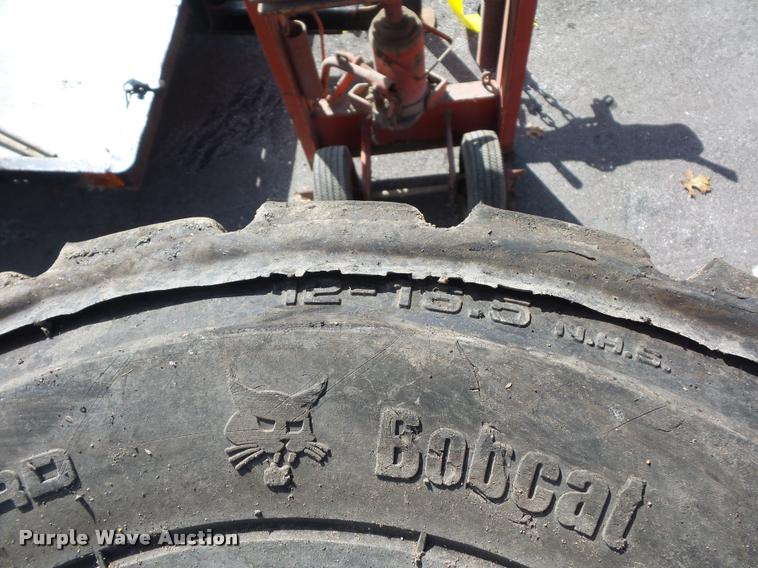 image for item AX9189 (11) skid steer tires and wheels