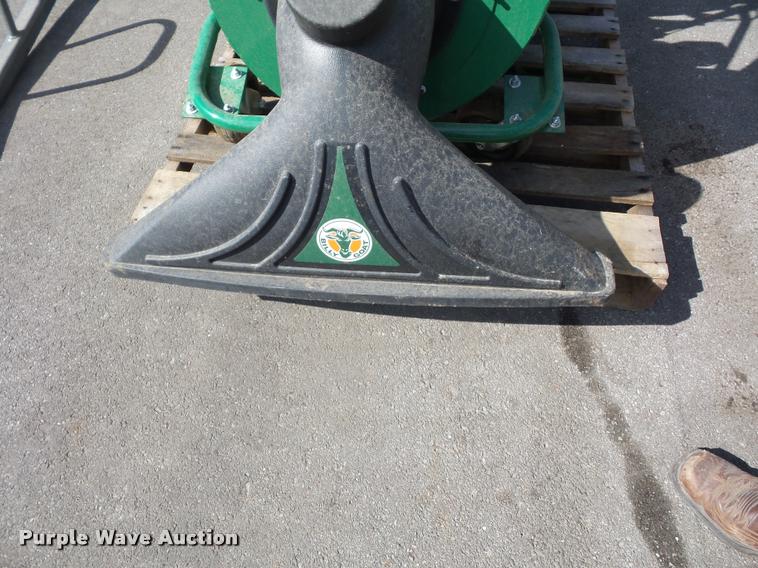image for item AX9193 Billy Goat Quiet Vac leaf vacuum